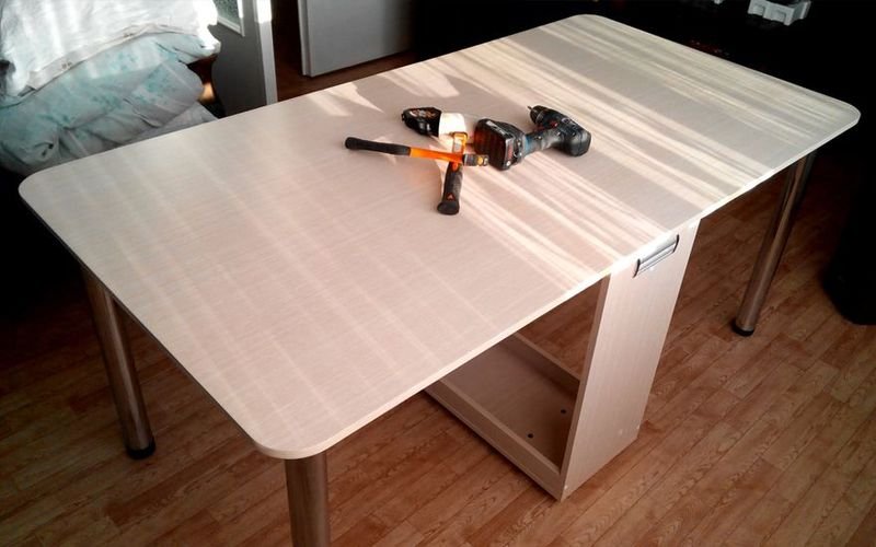 Сборка столов Сборка стола